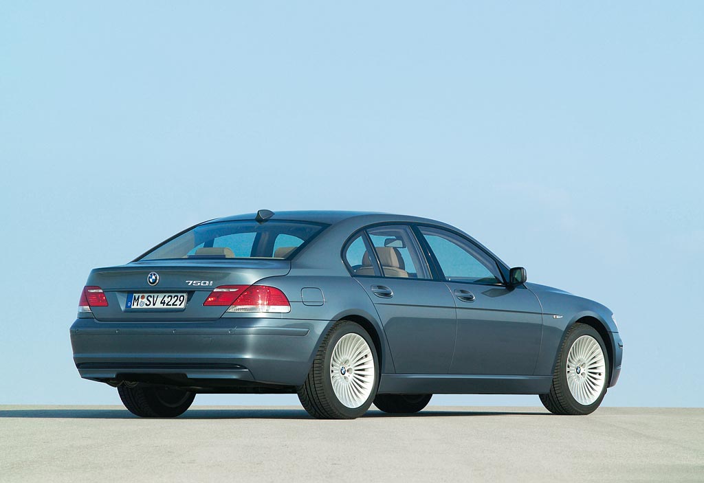 Test-Tour: BMW 750i Foto 2