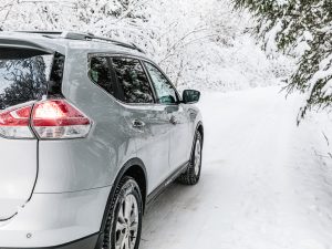 Sicher durch den Winter: Tipps für entspanntes Fahren in der kalten Jahreszeit