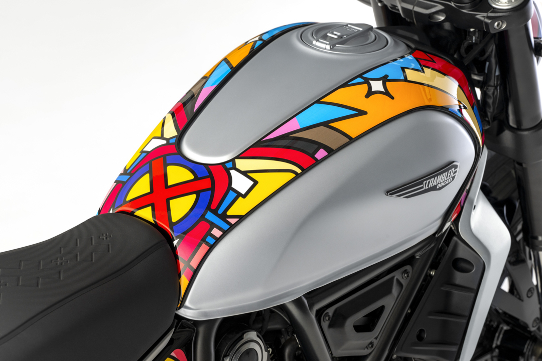 Ducati: Farbenfroher Cover-Kit für Scrambler